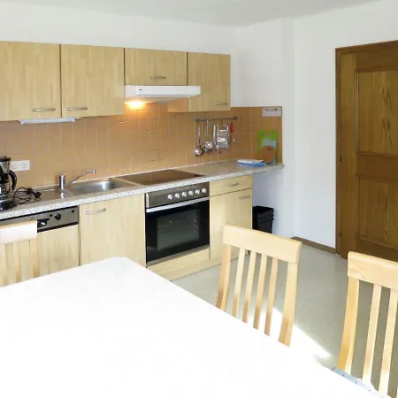 Julia - Kpl641 By Interhome